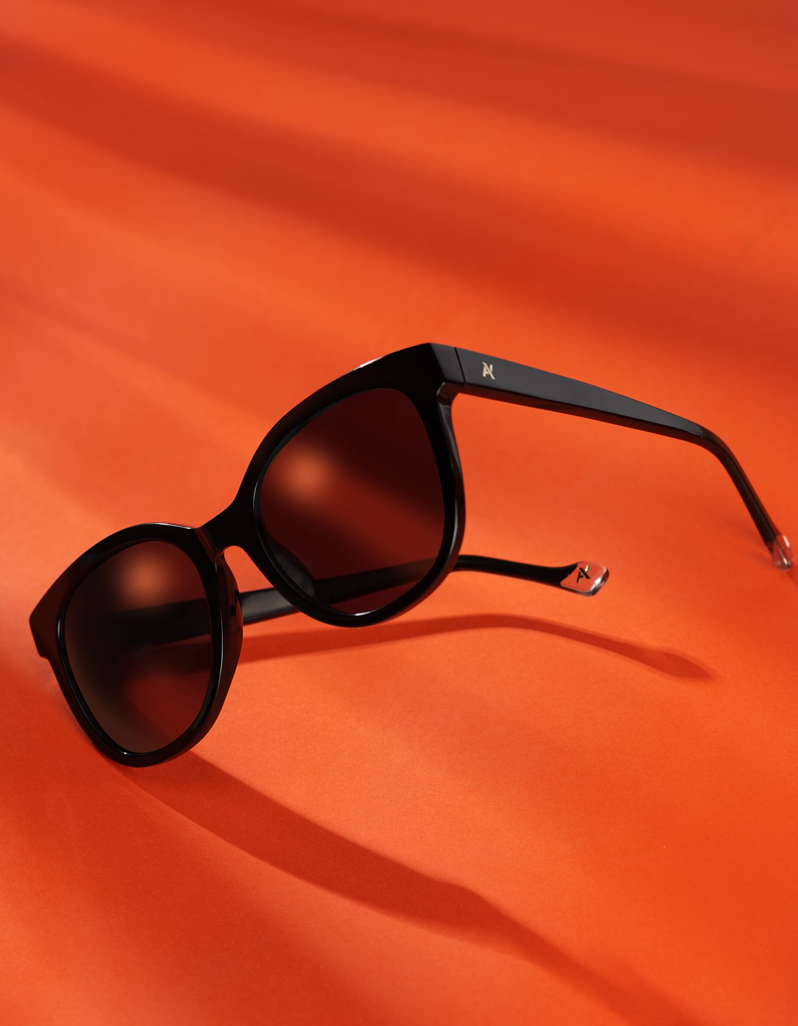 Yalea Eyewear | The digital identity of an all-female eyewear brand